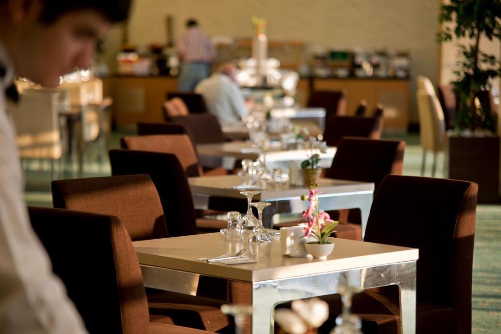 North Point Hotel Деницли Экстерьер фото