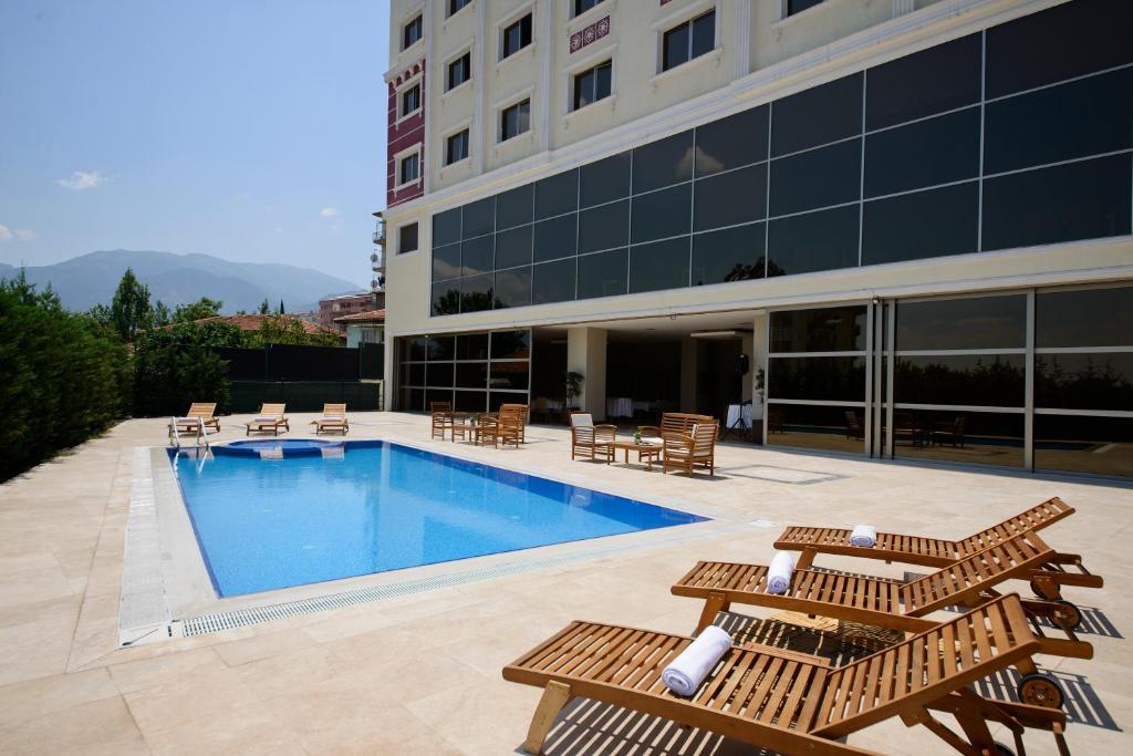 North Point Hotel Деницли Экстерьер фото