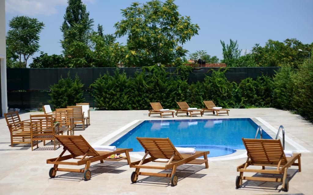 North Point Hotel Деницли Экстерьер фото