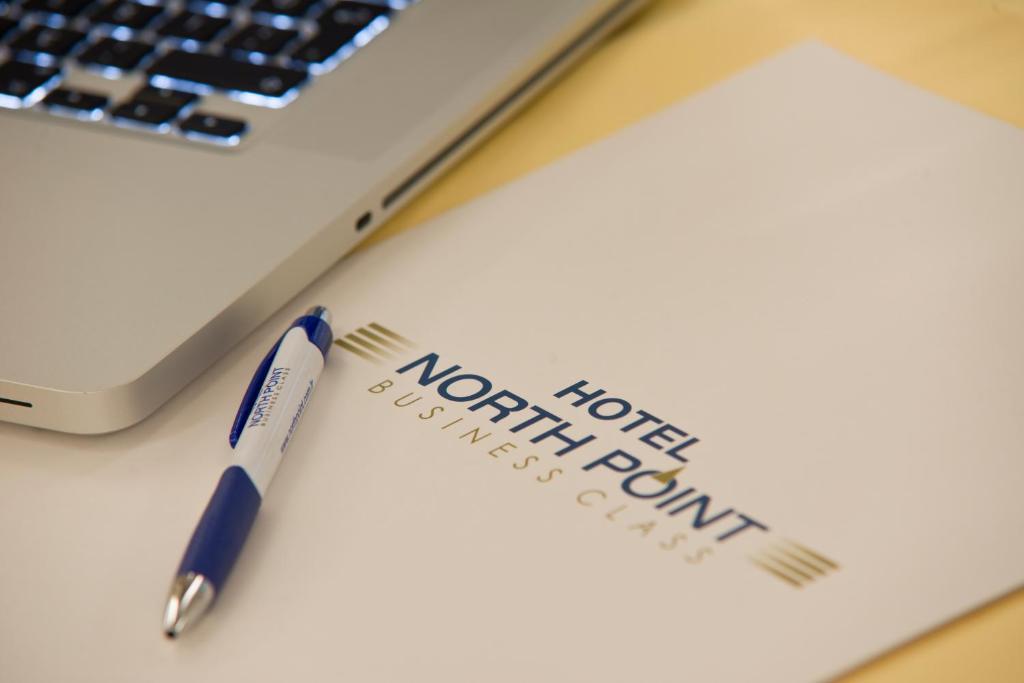 North Point Hotel Деницли Экстерьер фото