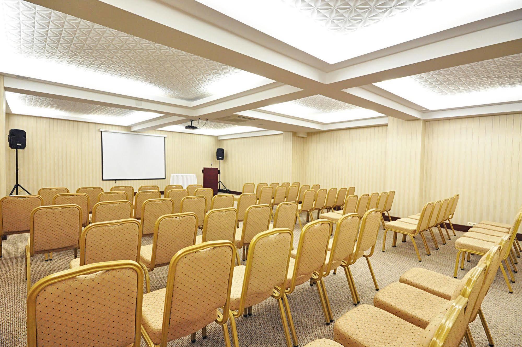 North Point Hotel Деницли Экстерьер фото